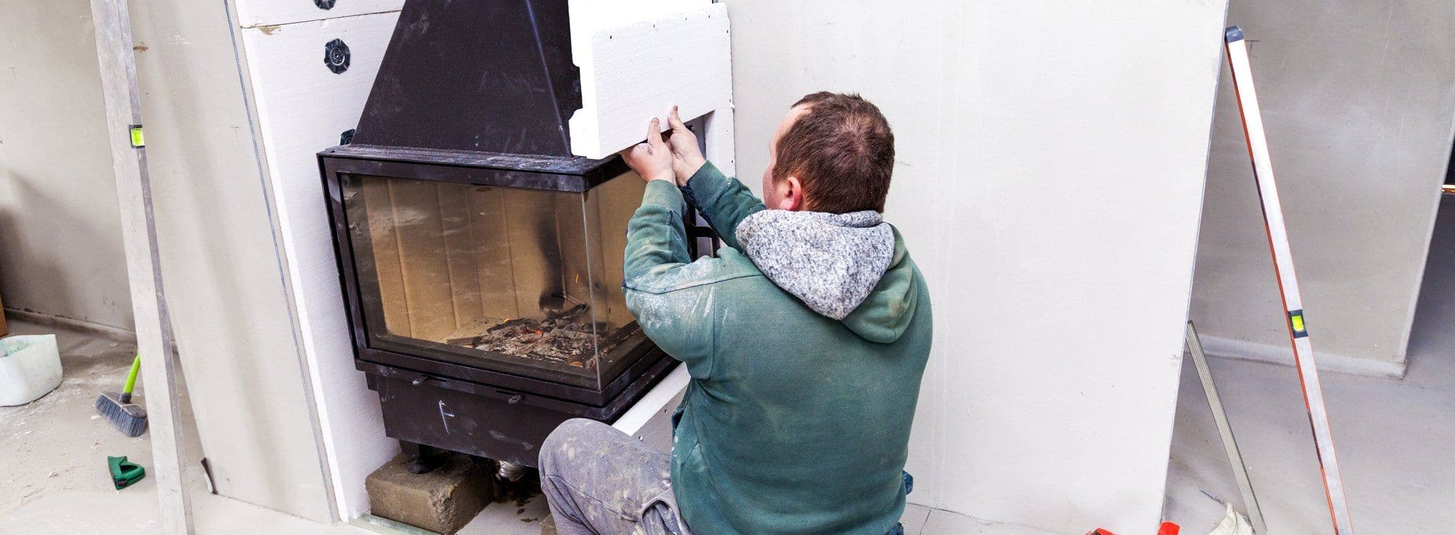 Ildsted eller skorstein – Hva er kravene til montering?